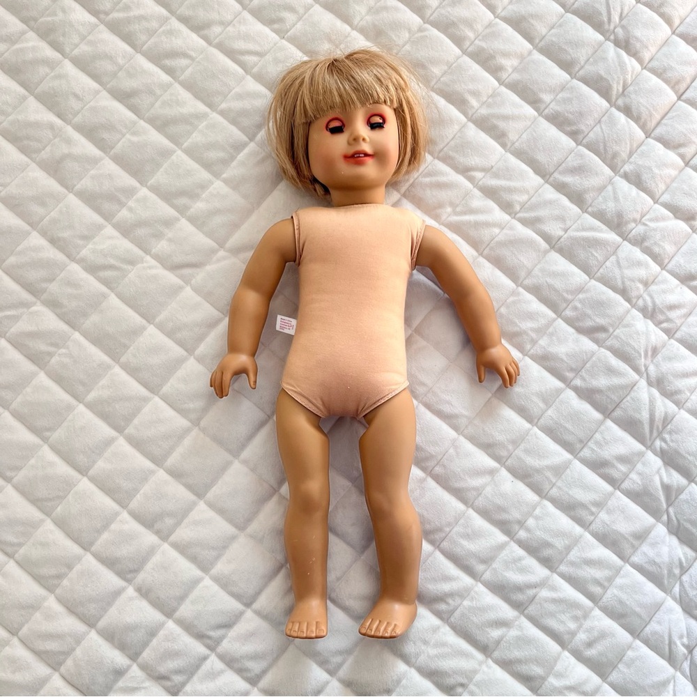 American Girl Doll Bob cut with bangs blond hair blue eyes
